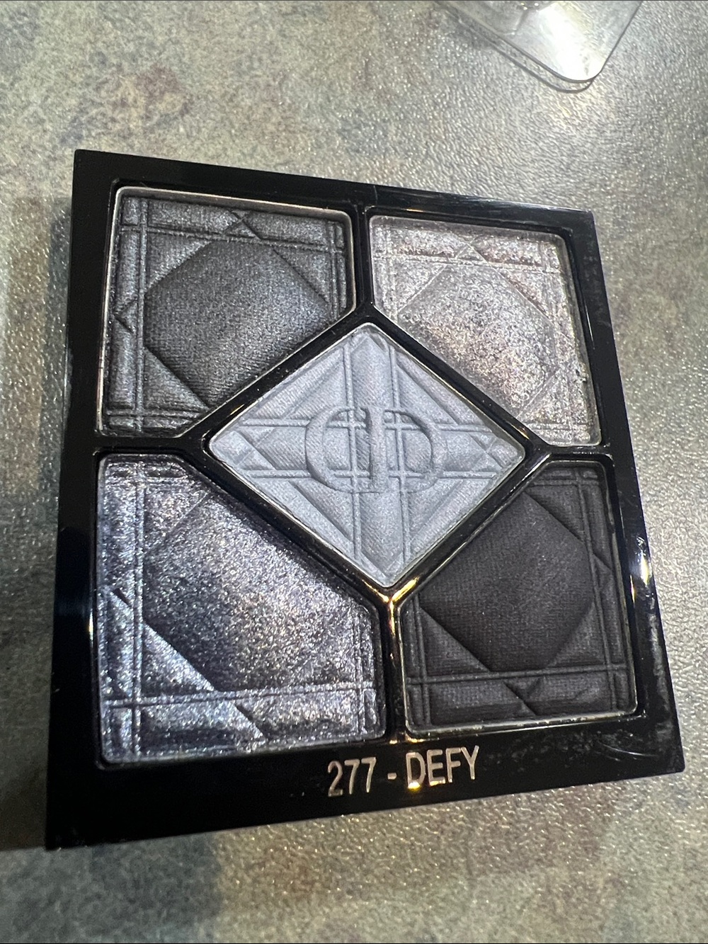 Dior eyeshadow palette refill in shade 277 Defy- limited edition